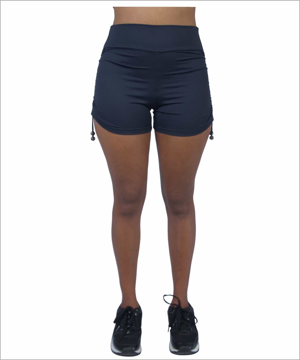Shorts preto suplex com detalhe regulador